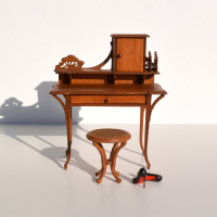 Art Nouveau Ronde Kruk